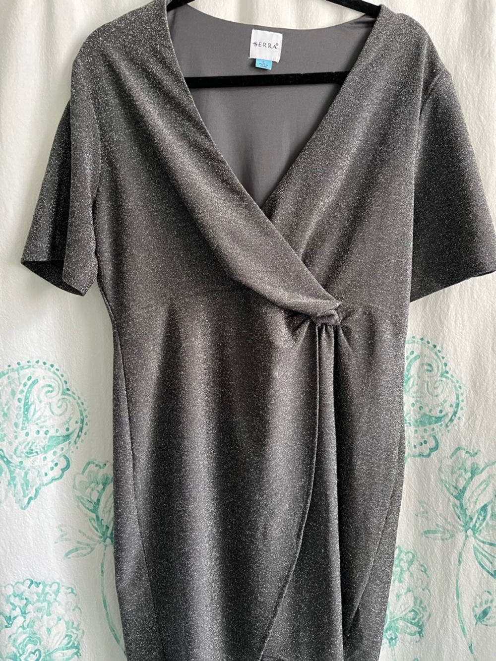 ✨ **Serra Metallic Silver Wrap Midi Dress – Sleek, Shimmering & Ultra-Flattering